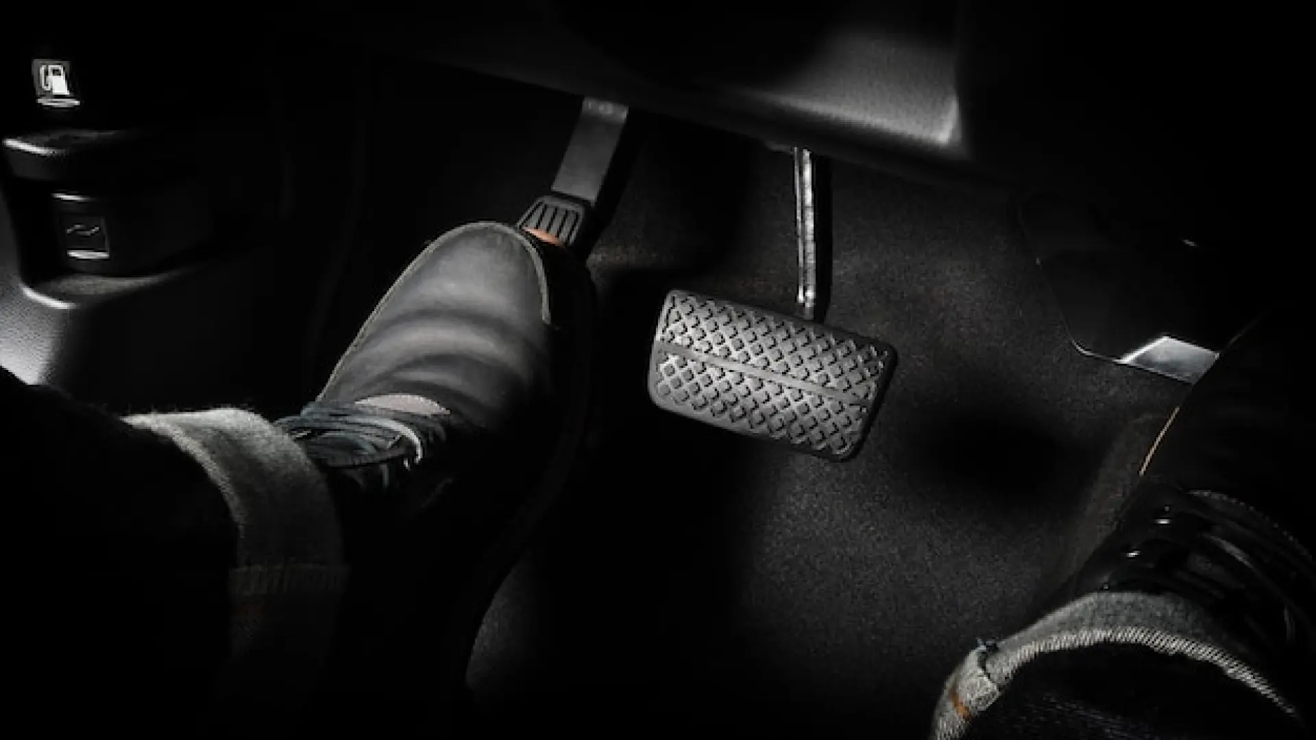 The Benefits of Dual Controls for Learner Drivers