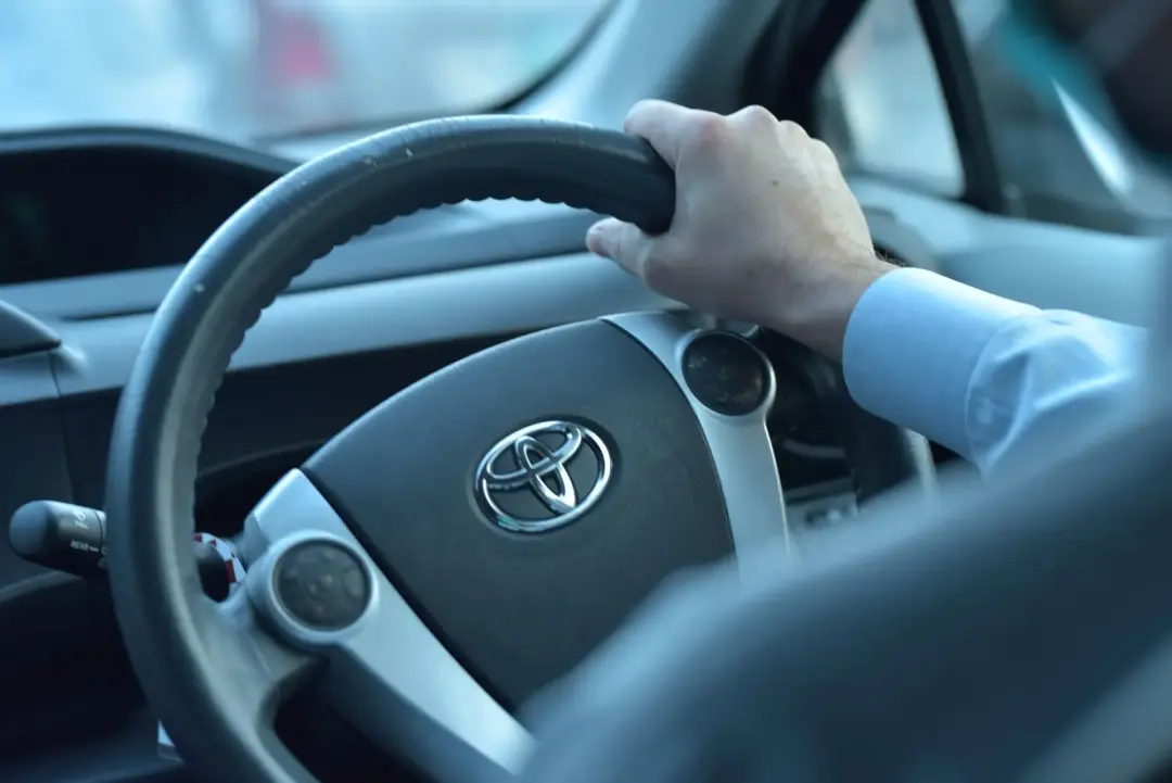 Should You Go To Driving School